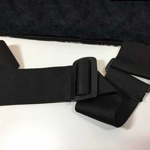 Green & White English Garden Crossbody Tote Bag - Picture 5 of 7